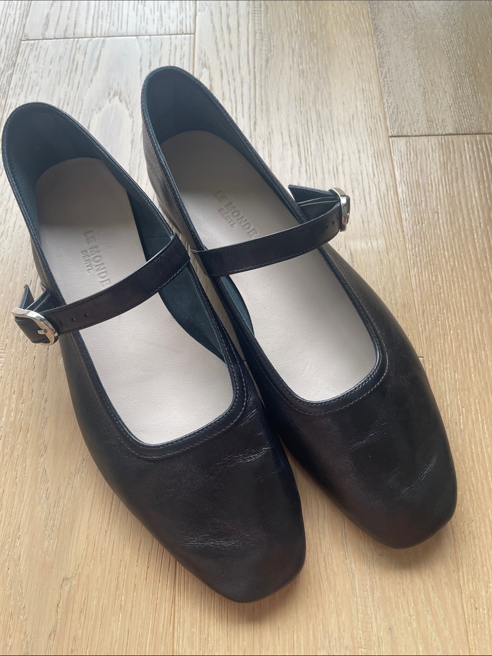 Le Monde Beryl Black Leather Mary Jane Flats